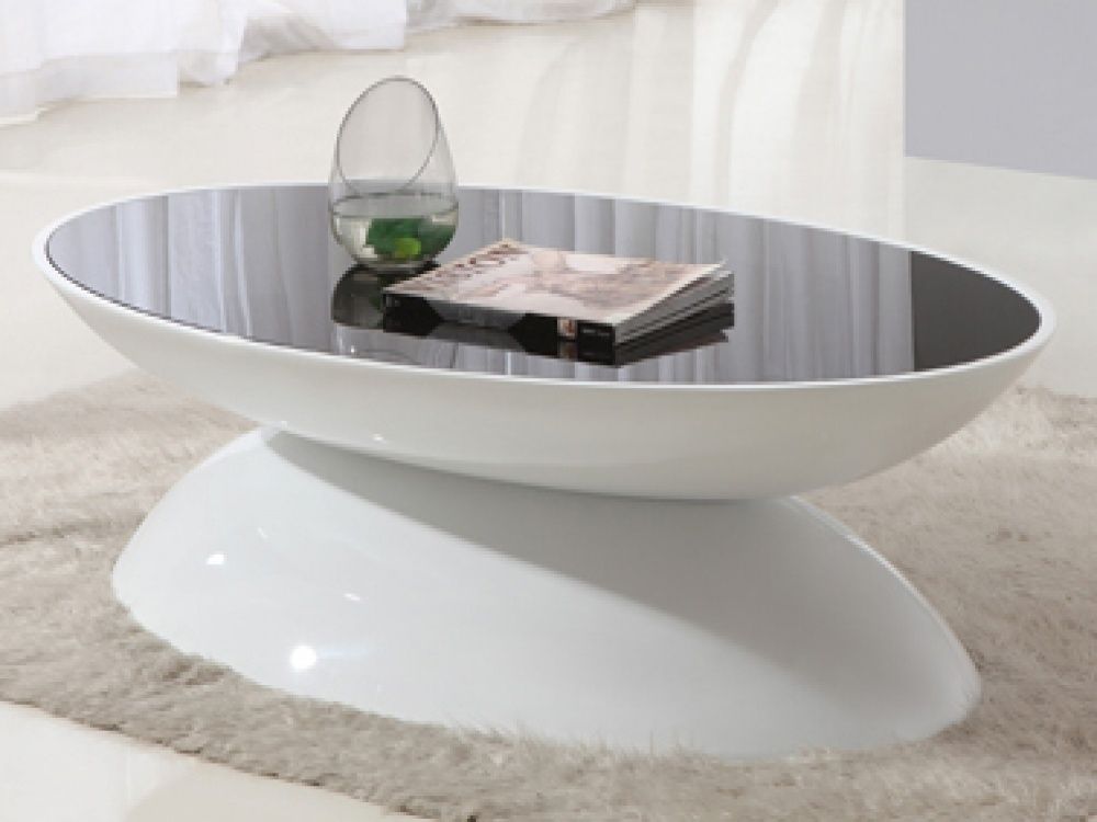Excellent Latest White Oval Coffee Tables Within Oval Coffee Table With Crystal Clear Glass The New Way Home Decor (Photo 8 of 50)