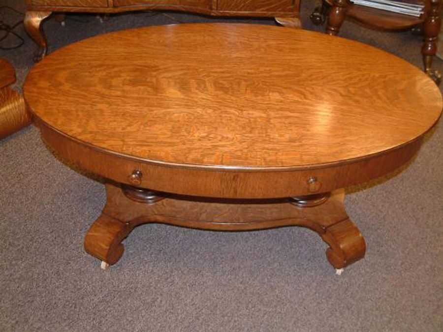 Excellent Unique Round Oak Coffee Tables Throughout Great Antique Round Coffee Tables With Small Home Decoration Ideas (View 27 of 40)
