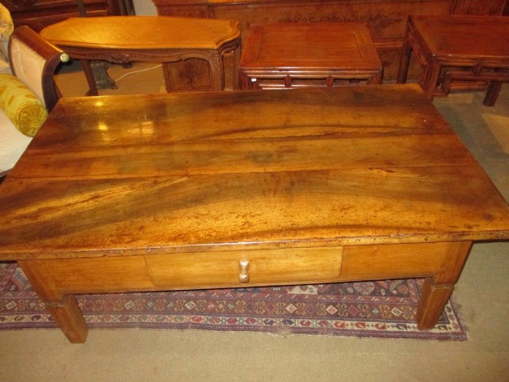 Fantastic Latest Very Large Coffee Tables Intended For Very Large Antique Coffee Table 335410 Sellingantiquescouk (View 5 of 50)