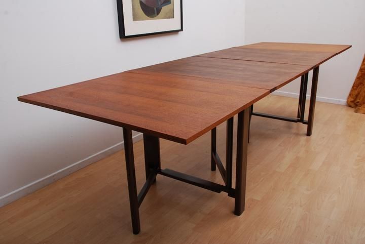 Folding Dining Room Table With 10 Lesves