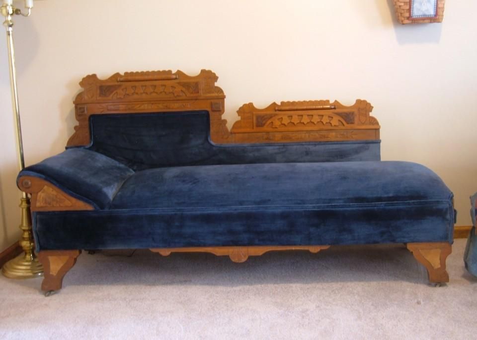 Furniture: Fabulous Fainting Couch For Living Room Or Bedroom In Antoinette Fainting Sofas (Photo 16 of 20)