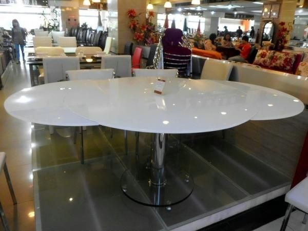 Glass Round Extendable Dining Table | Modern Furnitures For Glass Round Extending Dining Tables (Photo 4 of 20)