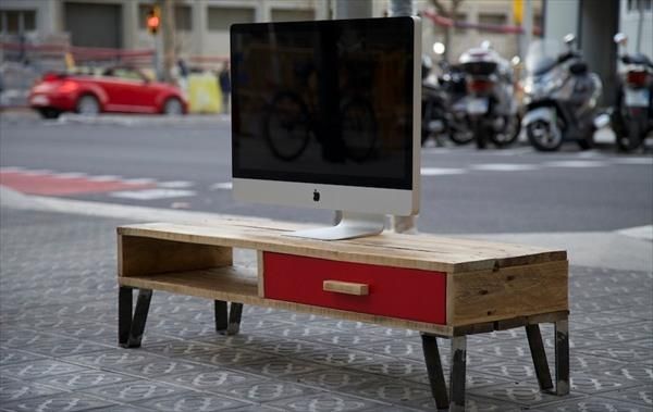 Remarkable New Hairpin Leg TV Stands Within Pallet Coffee Table Images Build This Rustic Yet Modern Pallet (View 50 of 50)