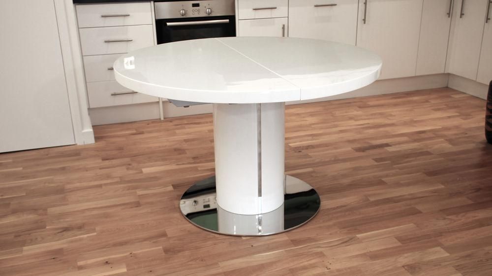 Round Extendable Table Pertaining To White Round Extending Dining Tables (Photo 4 of 20)