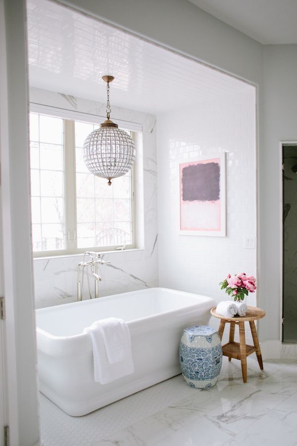 Top 25 Best Bathroom Chandelier Ideas On Pinterest Master Bath In Chandelier Bathroom Lighting Fixtures (View 12 of 25)