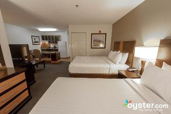2 Queen Suite, With Sleeper Sofa And Kitchen – Picture Of Mainstay With Mainstay Sofas (View 12 of 20)