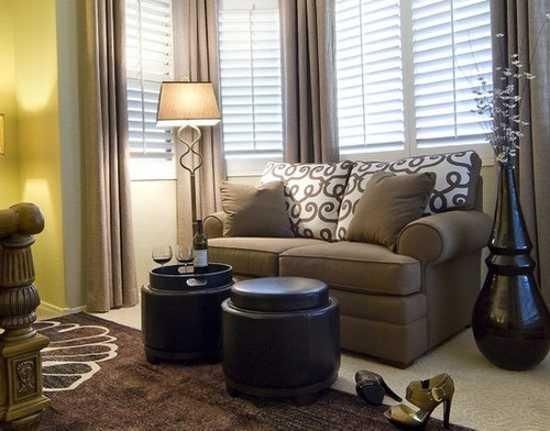 30 Bay Window Decorating Ideas Blending Functionality With Modern In Bay Window Sofas (Photo 4 of 20)