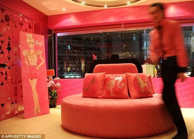 Barbie Cafe Opens In Taipei, Taiwan, City Where Mattel Dolls Were With Barbie Sofas (View 14 of 20)
