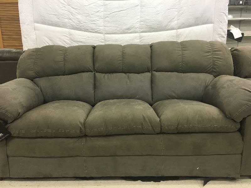 February Merchandise Liquidation Auction #32 In Cambridge For Green Microfiber Sofas (View 13 of 20)