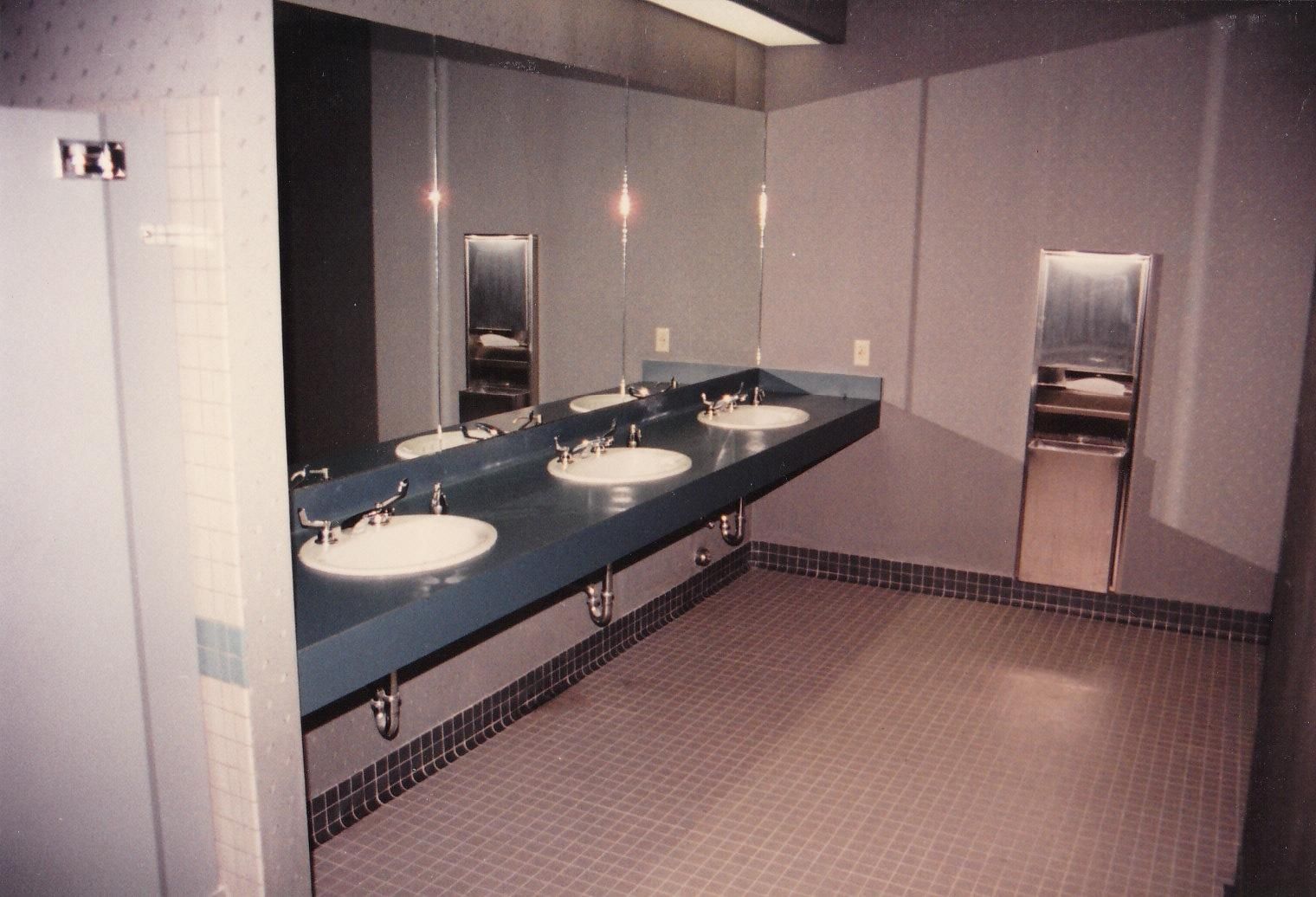 Bathroom Cabinets : Bathroom Lights Over Mirror Where To Buy Regarding Commercial Bathroom Mirrors (Photo 4 of 20)