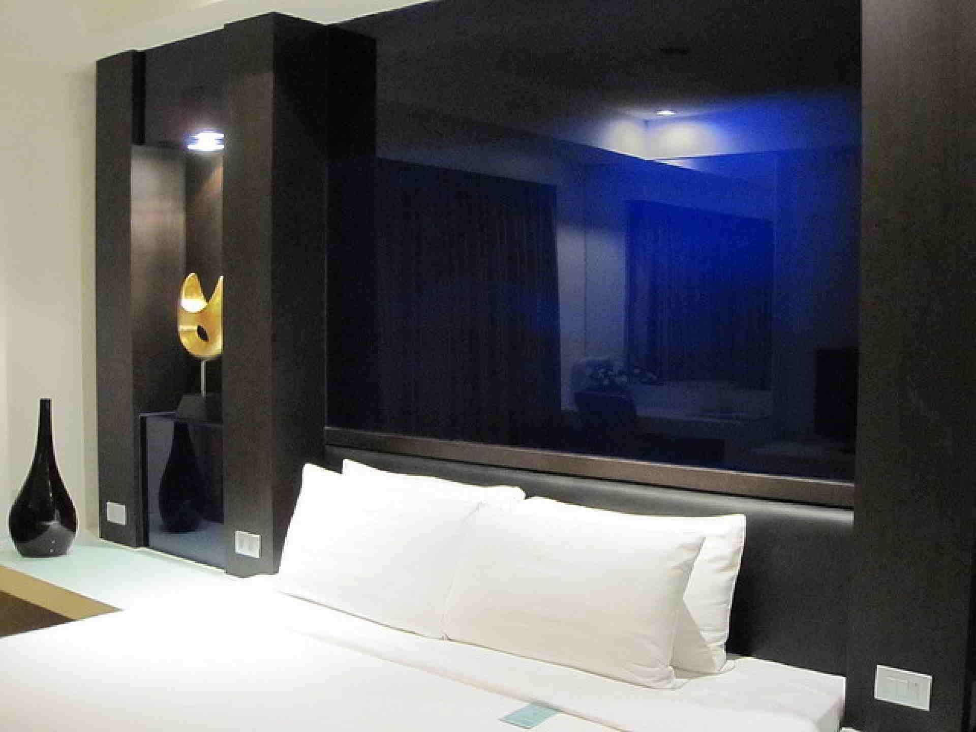 Top 20 Modern Bedroom Mirrors | Mirror Ideas