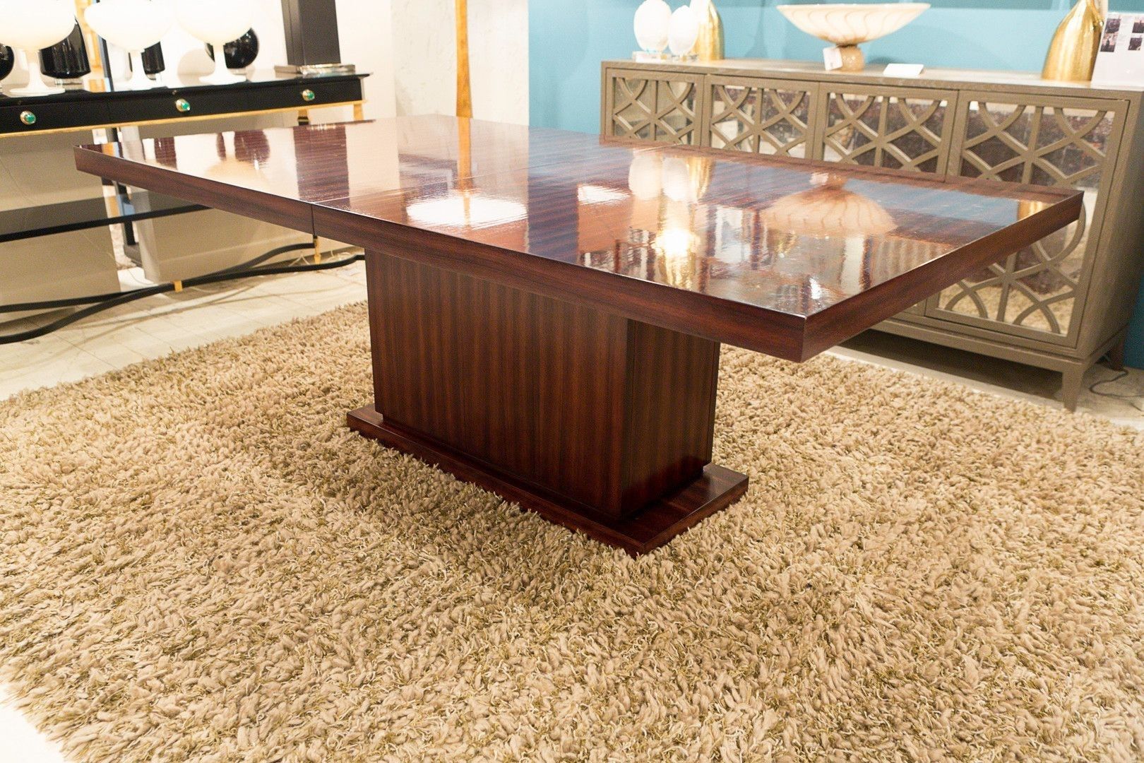 Bradford Dining Table – Vanguard Furniture | Luxe Home Philadelphia With Regard To 2017 Bradford Dining Tables (View 7 of 20)