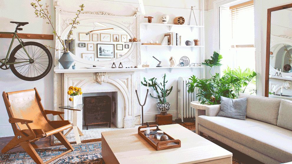 15 Small Space Tricks We're Stealing From Real Tiny Pertaining To Round Condo Apartment Coffee Tables (View 6 of 25)