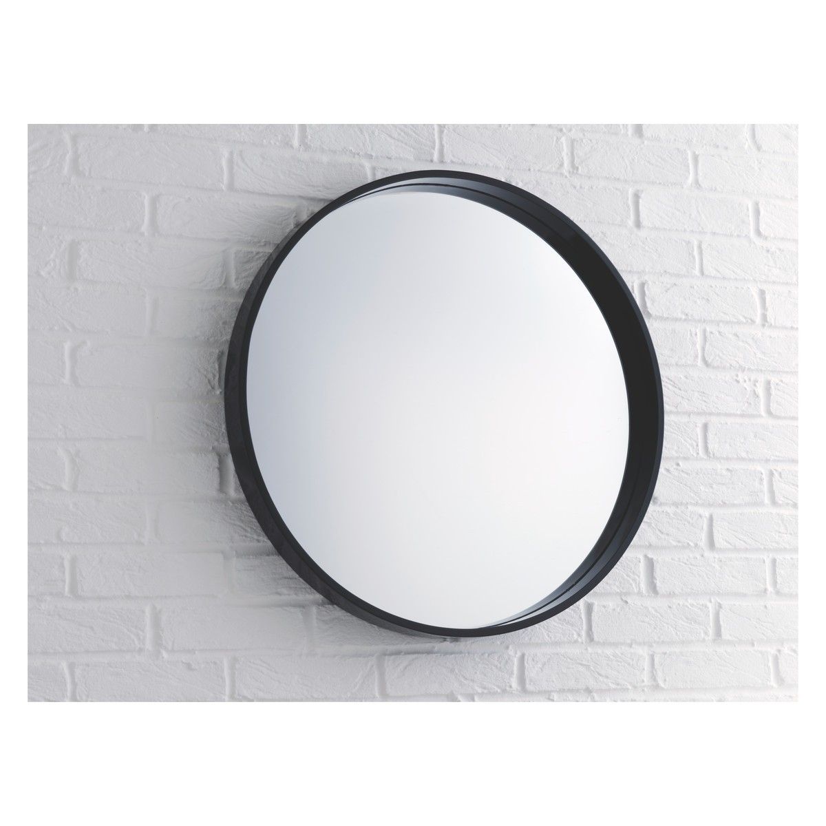 Round Wall Mirror Metal Frame Choose The Elegant Decoration In Round Galvanized Metallic Wall Mirrors (View 4 of 20)
