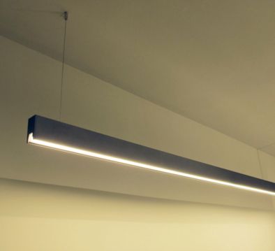 Sistema De Iluminación Fluorescente De Luz Contínua Anvil Intended For Guro 1 Light Cone Pendants (View 23 of 25)