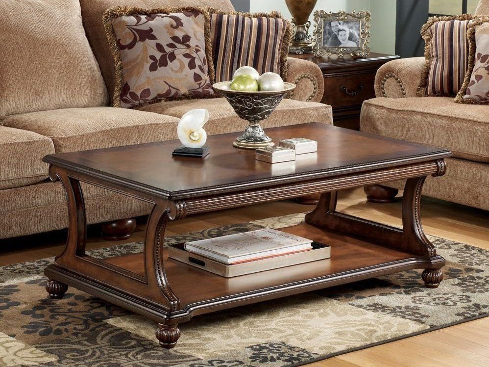Traditional Coffee Table With Curved Base | Hobbi Ekkor In Gracewood Hollow Salinger Prentice Cocktail Tables (View 13 of 25)