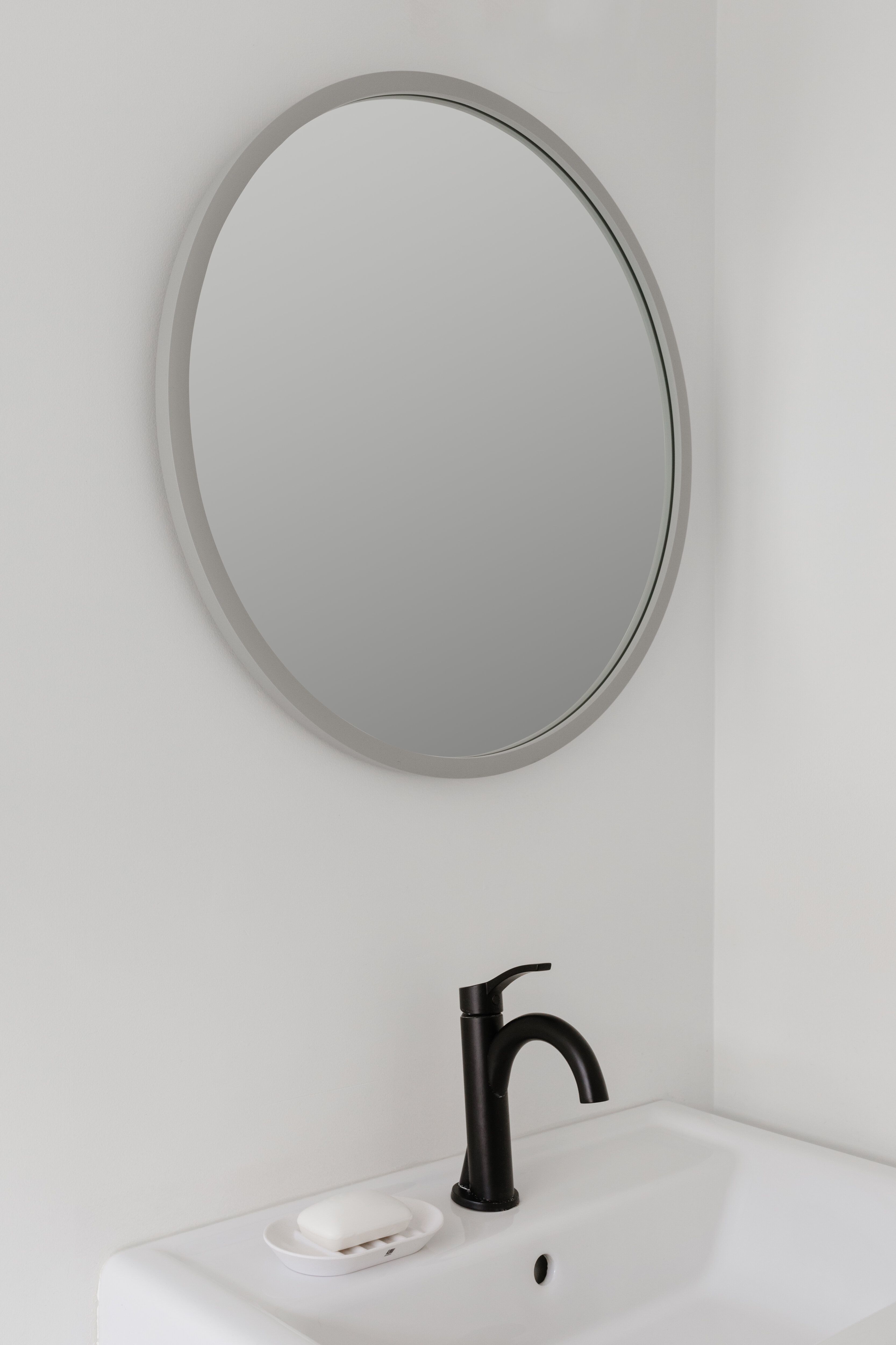 Umbra Hub Modern And Contemporary Accent Mirror Throughout Hub Modern And Contemporary Accent Mirrors (View 17 of 20)