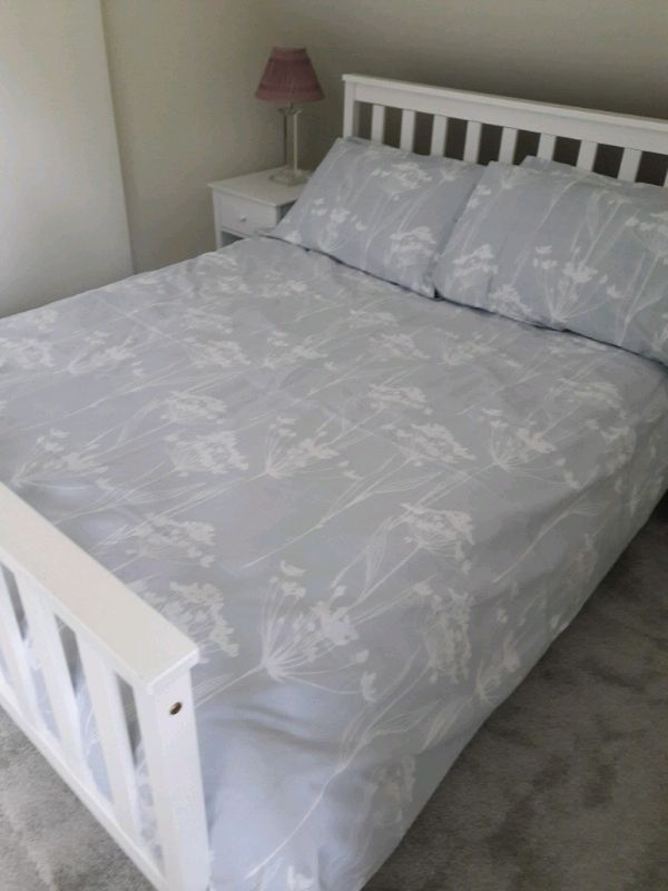 Lovely Blue & White Bedding Set, Duvèt Cover, Curtains & Cushion | In  Bearsden, Glasgow | Gumtree For Glasgow Curtain Tier Sets (View 20 of 25)