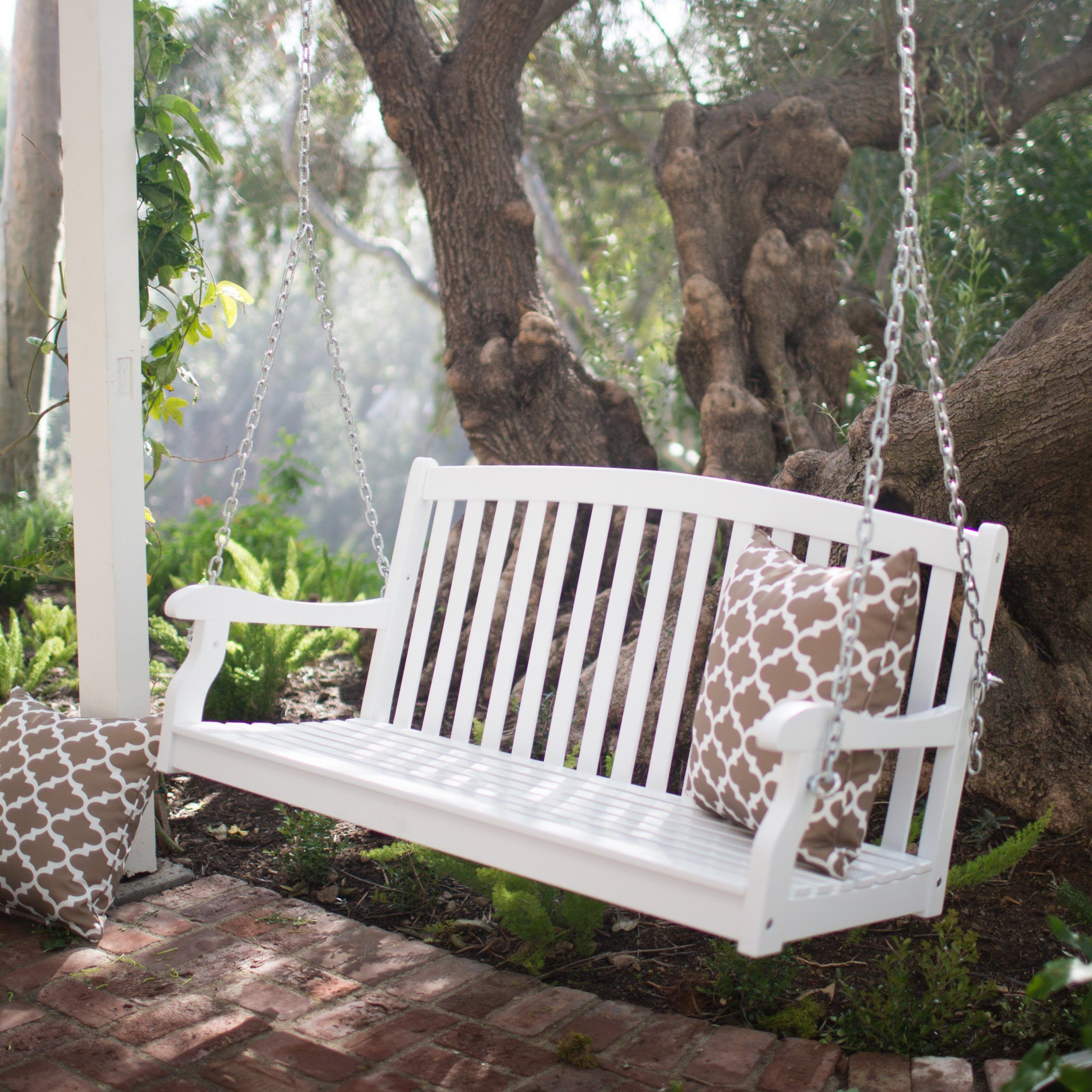 Coral Coast Pleasant Bay 4 Ft. White Curved Back Porch Swing Regarding Classic Porch Swings (Photo 13 of 25)