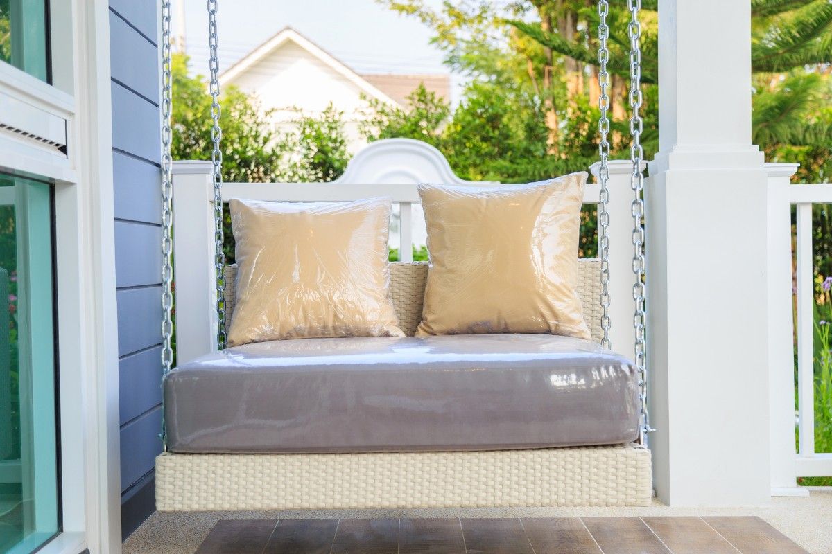 Top 5 Porch Swings For Rest & Relaxation – True Relaxations Inside Plain Porch Swings (View 14 of 25)