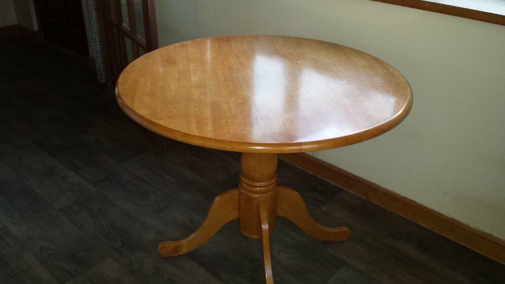 Sold!!! Lovely Solid Pine Round Pedestal Kitchen Dining For Most Current Reagan Pine Solid Wood Dining Tables (View 15 of 15)