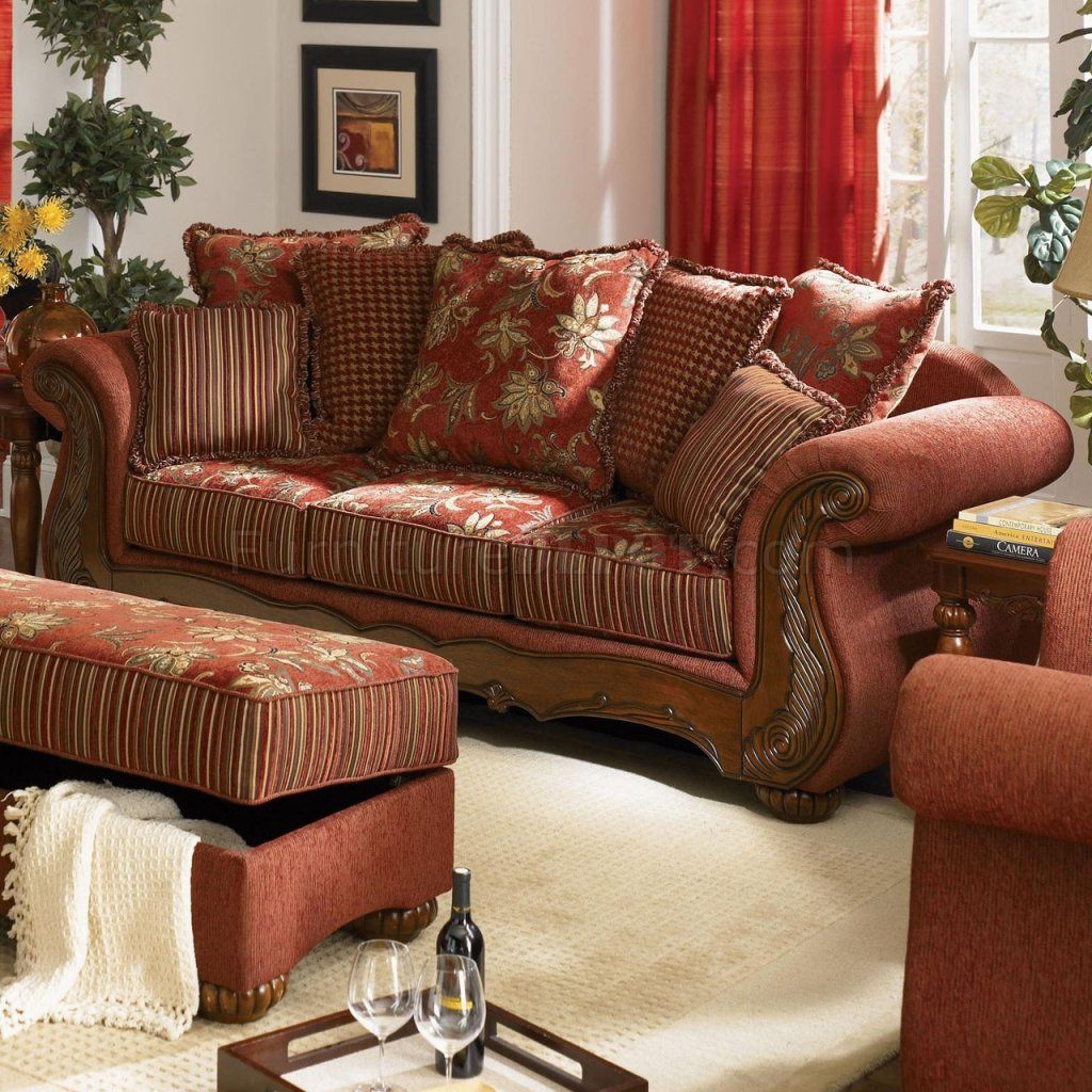 Chenille Fabric Traditional Living Room Savona U142 Red Throughout Traditional Sofas And Chairs (View 8 of 15)