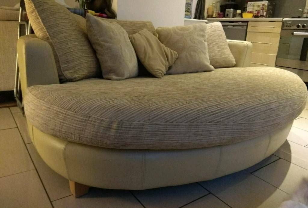 Gorgeous Oval Round Couch Dfs Snuggle Cuddle Love Sofa Intended For Snuggle Sofas (View 8 of 15)