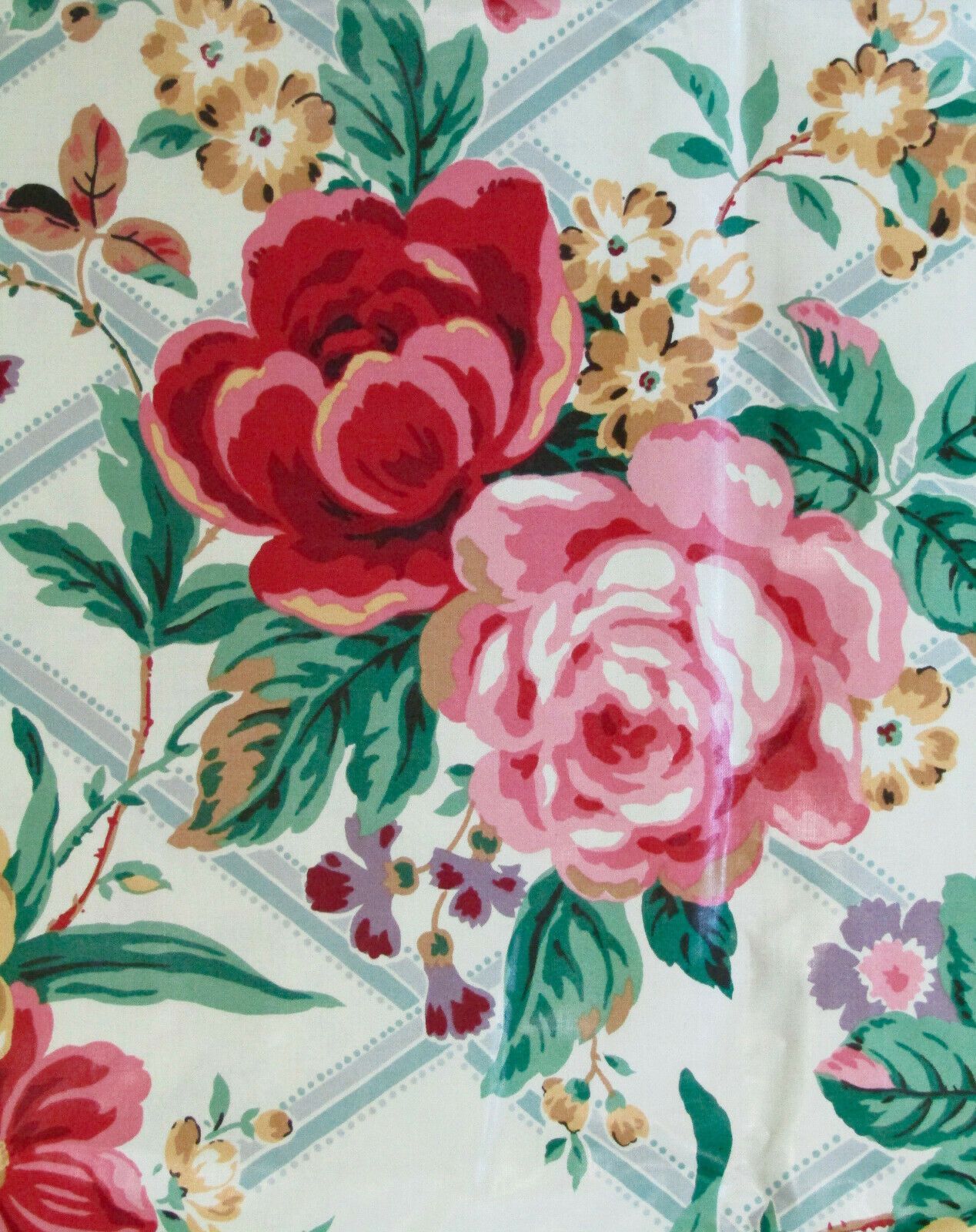 Mario Buatta Chintz Trellis Polished Cotton Fabric 3 3/4 In Chintz Fabric Sofas (View 12 of 15)