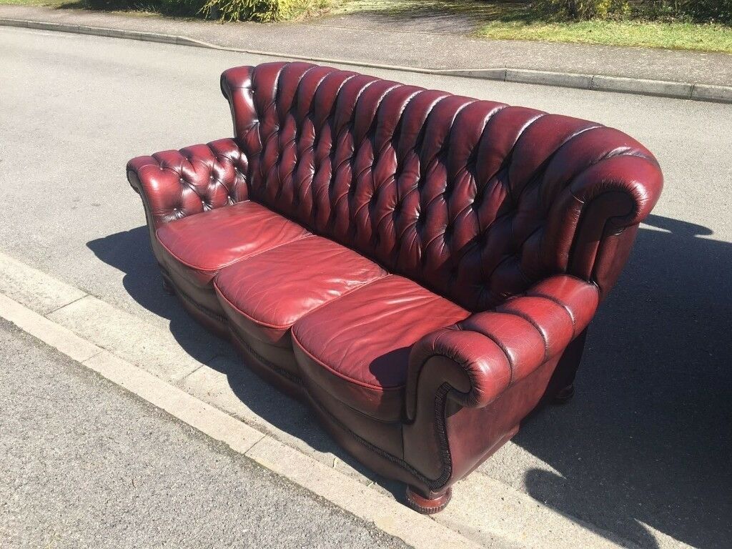 Stunning Vintage Chesterfield Leather 3 Seater Sofa In Ox With Vintage Chesterfield Sofas (View 2 of 15)