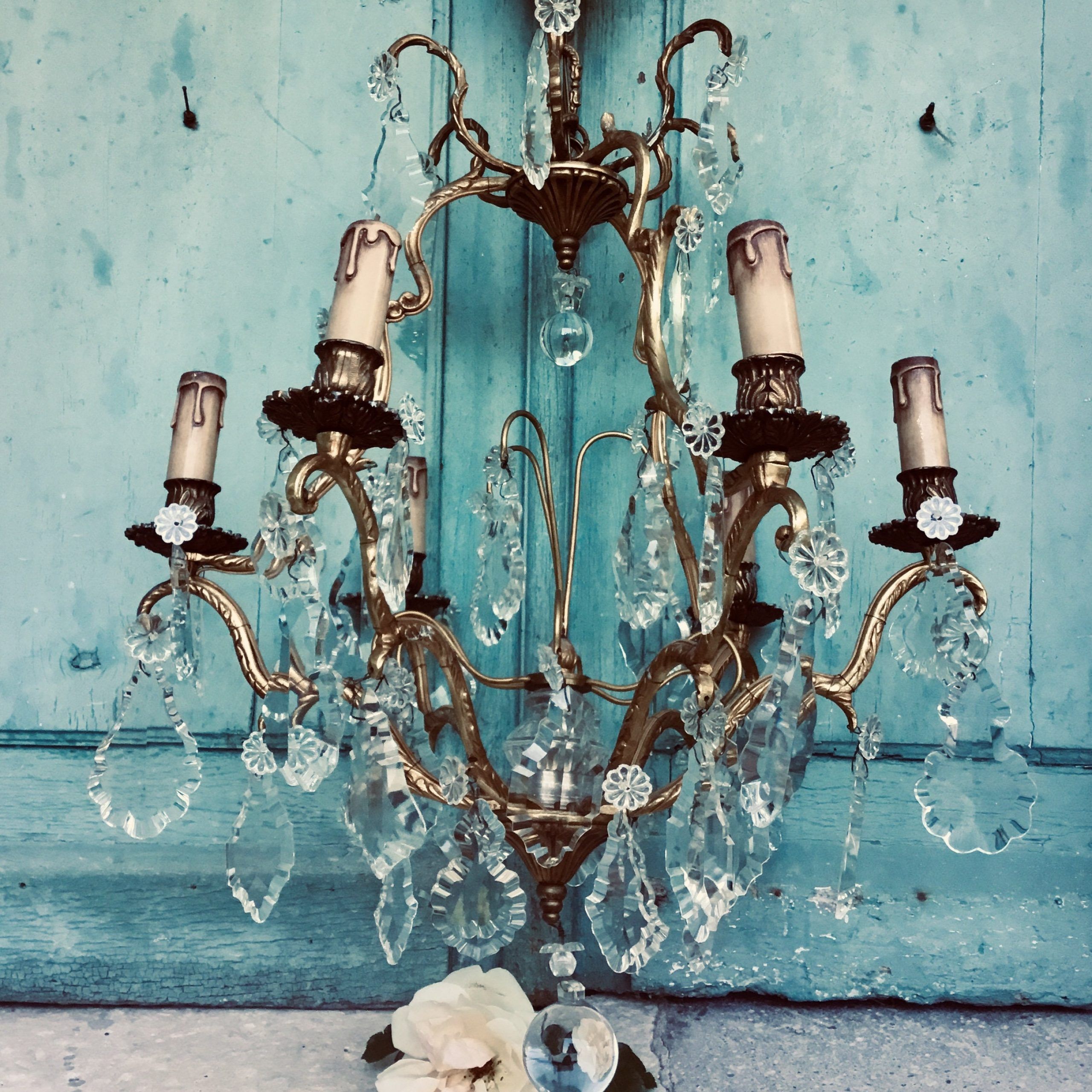 French Crystal Chandelier – Absolutely Beautiful Vintage With Regard To Bronze And Scavo Glass Chandeliers (View 13 of 15)