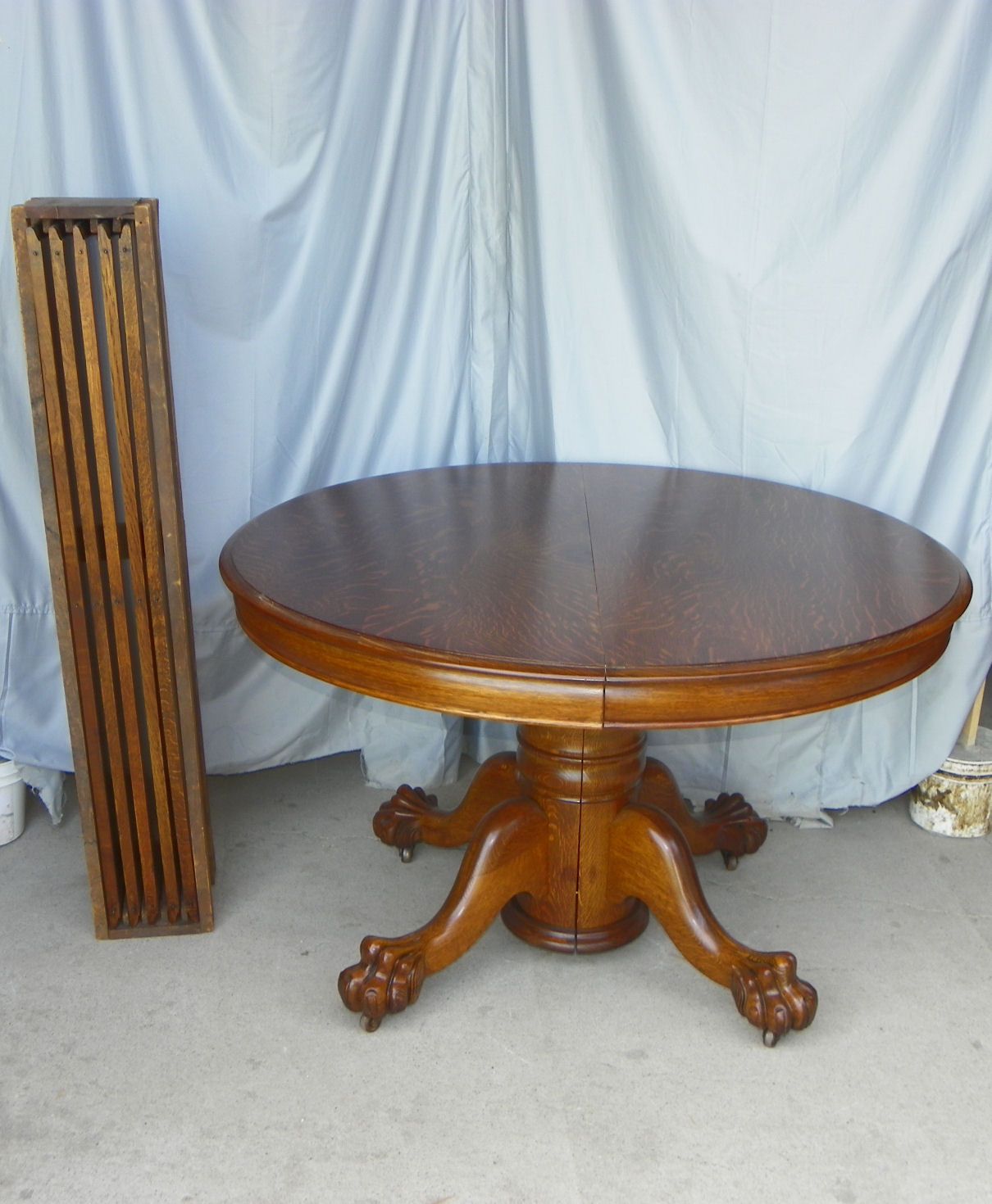 Bargain John'S Antiques | American Antique Round Oak With Recent Vintage Brown Round Dining Tables (View 15 of 15)