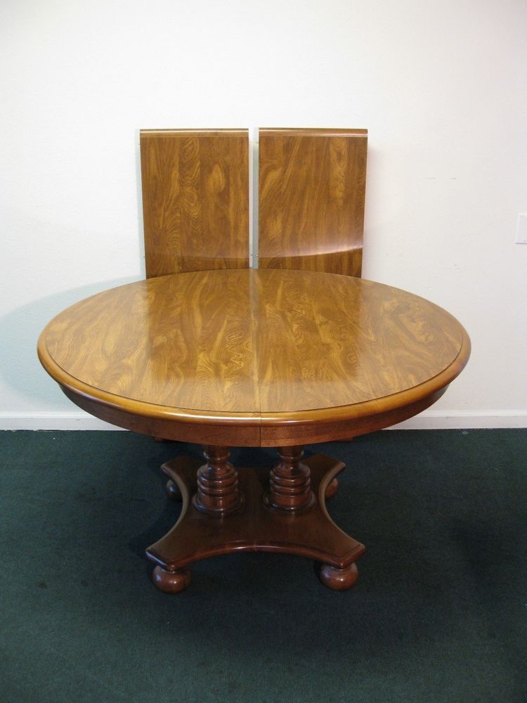 Ethan Allen Heirloom Maple 48" Round Pedestal Dining Table Within Most Popular Round Pedestal Dining Tables With One Leaf (View 11 of 15)