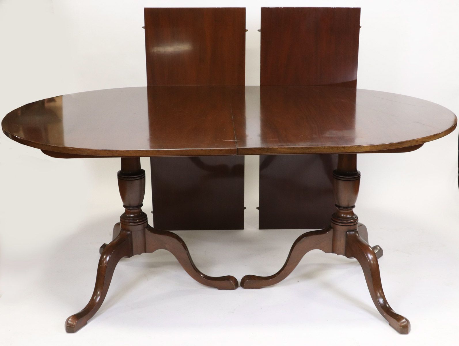 Lot Detail – Double Pedestal Mahogany Dining Table With Regard To Most Recent Mahogany Dining Tables (View 9 of 15)