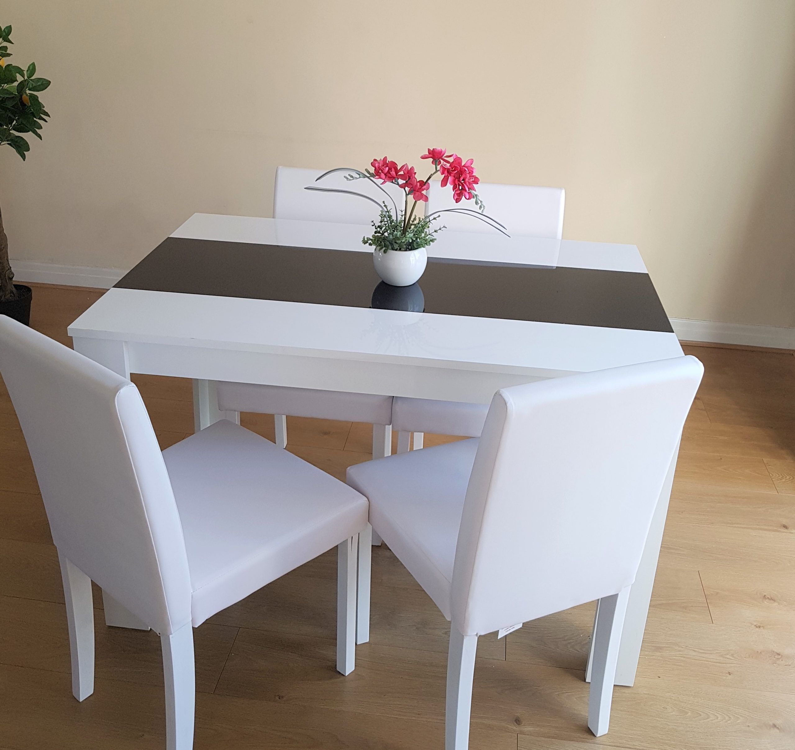 Modern White And Black Wood Dining Table With 4 White Faux Throughout Recent White And Black Dining Tables (View 2 of 15)
