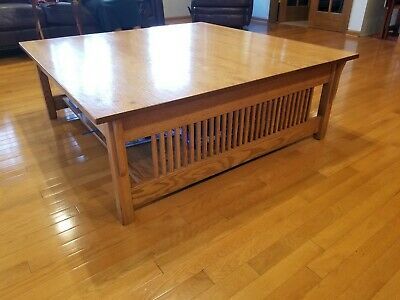 Amish Coffee Table Oval Traditional Solid Wood Twisted Leg Pertaining To Black And Oak Brown Coffee Tables (View 11 of 15)