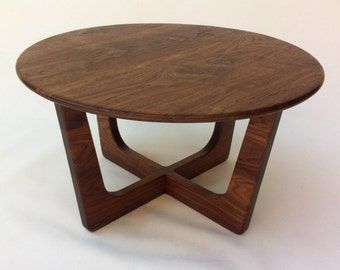 Mid Century Modern Coffee/Cocktail Table Kidney Bean Shaped Intended For Dark Coffee Bean Cocktail Tables (View 7 of 15)