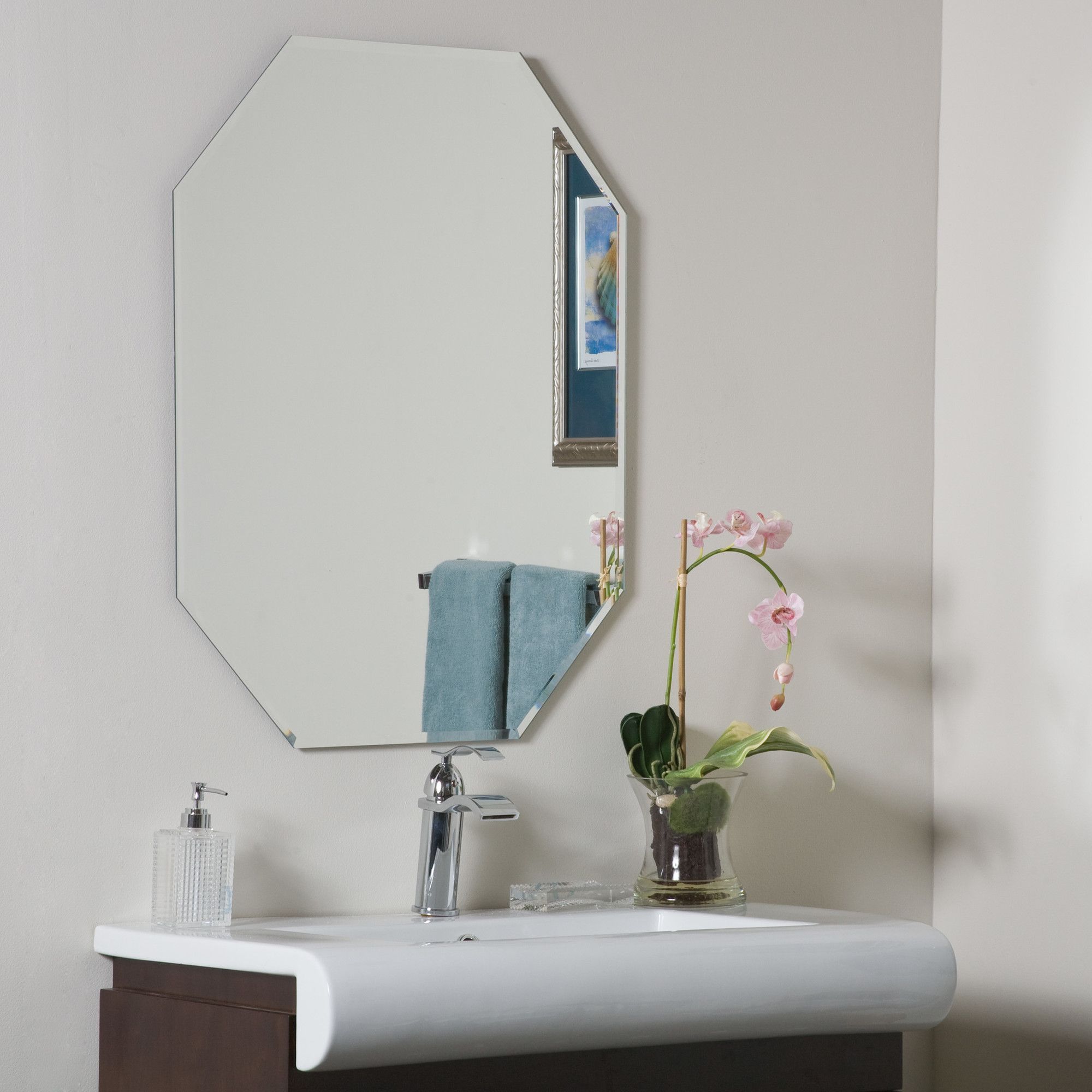 Decor Wonderland Eight Sided Frameless Beveled Wall Mirror | Mirror In Single Sided Polished Wall Mirrors (View 8 of 15)