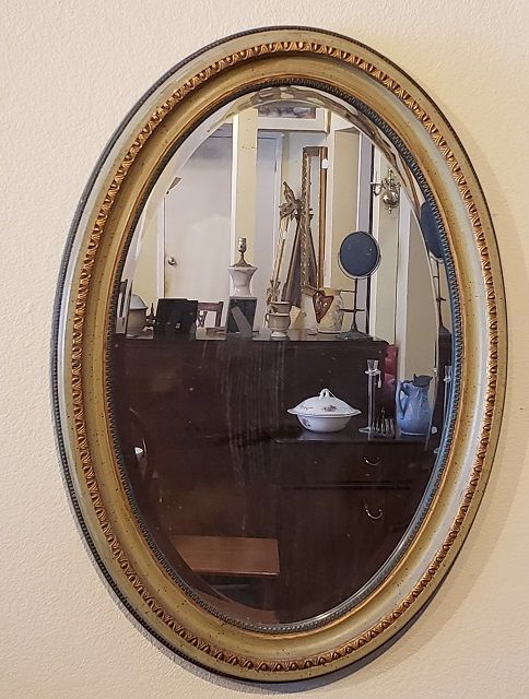 Item #M818 Vintage Oval Bevel Edge Framed Mirror C (View 6 of 15)