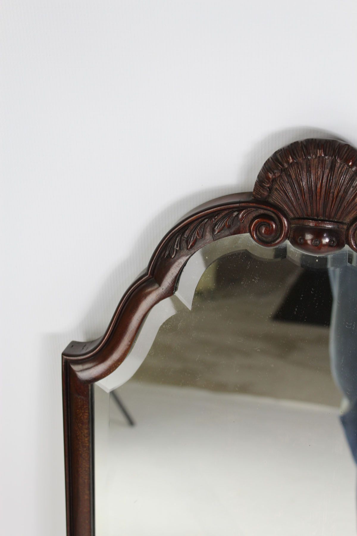 Vintage Carved Mahogany Framed Mirror Throughout Dark Mahogany Wall Mirrors (Photo 8 of 15)