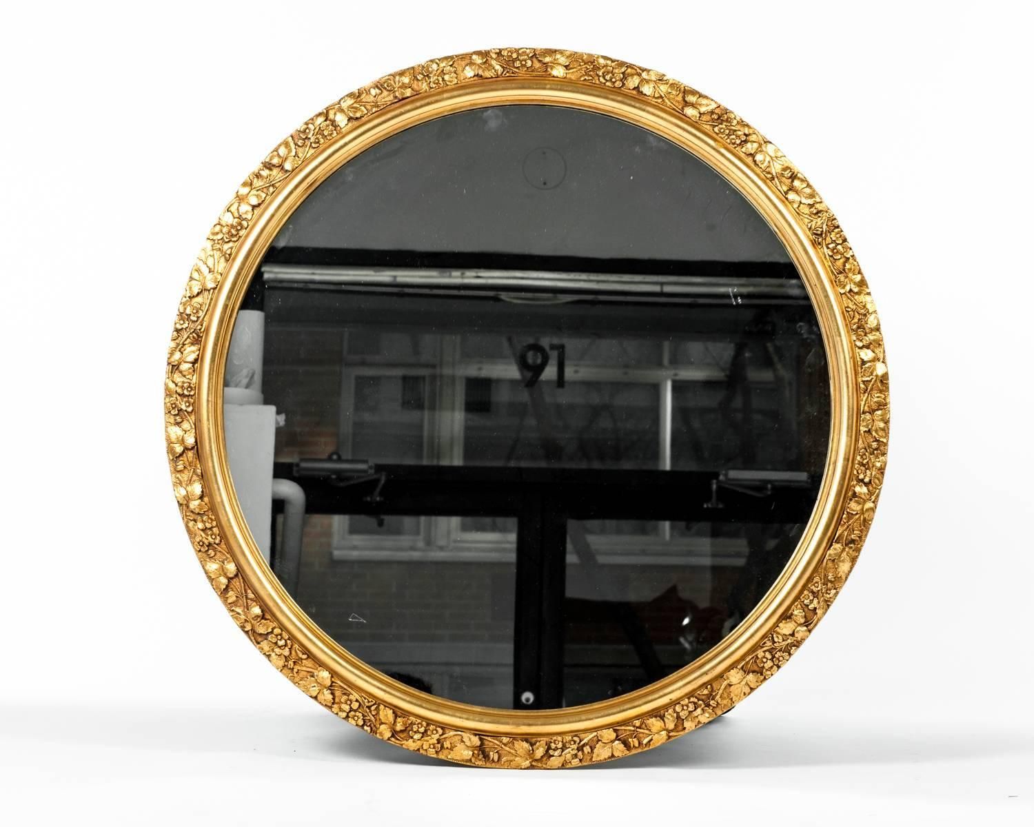 Vintage Round Wooden Frame Gilded Wall Mirror (View 6 of 15)