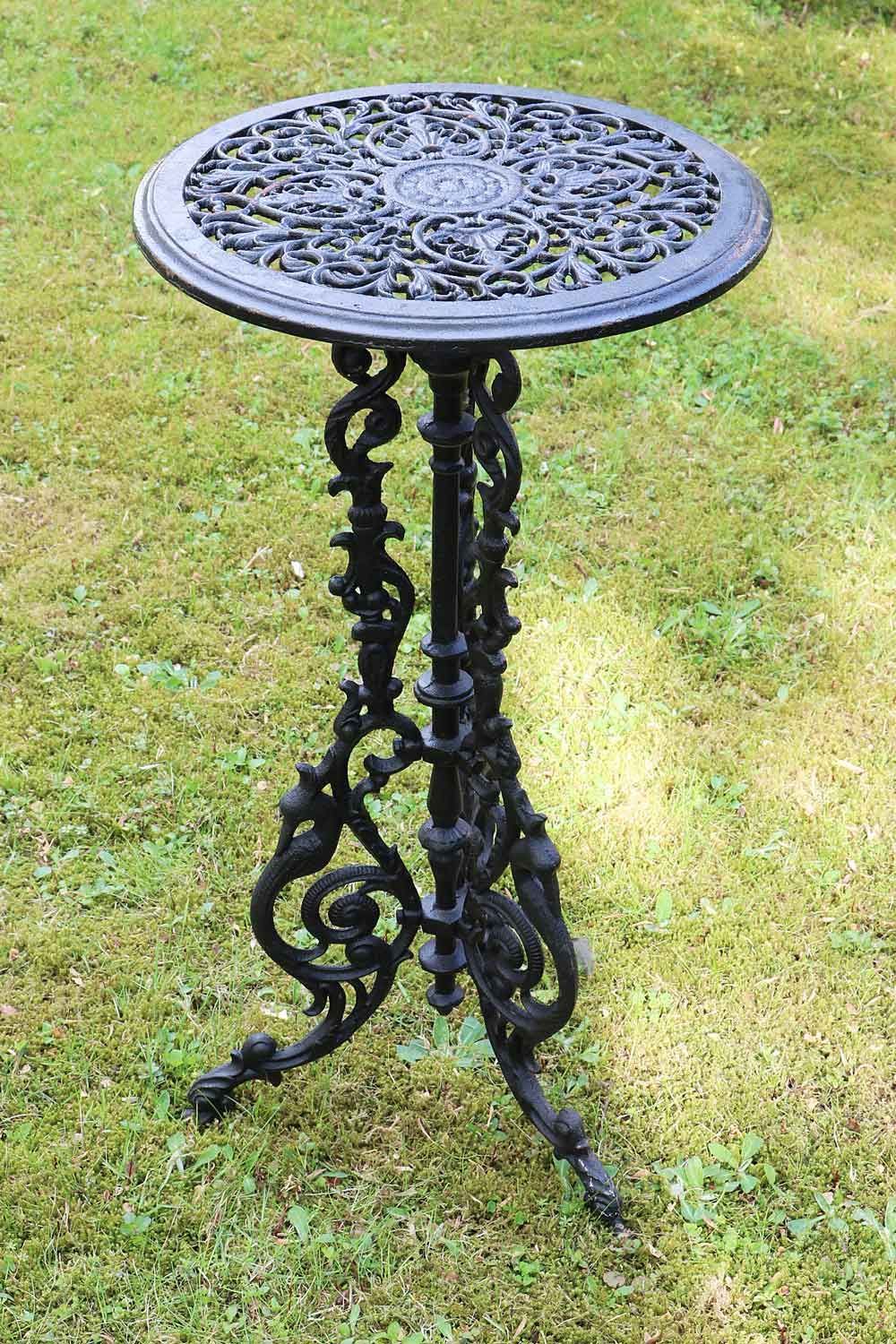 Garden Table 10Kg Cast Iron 72Cm Side Table Iron Antique Style Black | Ebay Regarding Black Iron Outdoor Accent Tables (View 10 of 15)