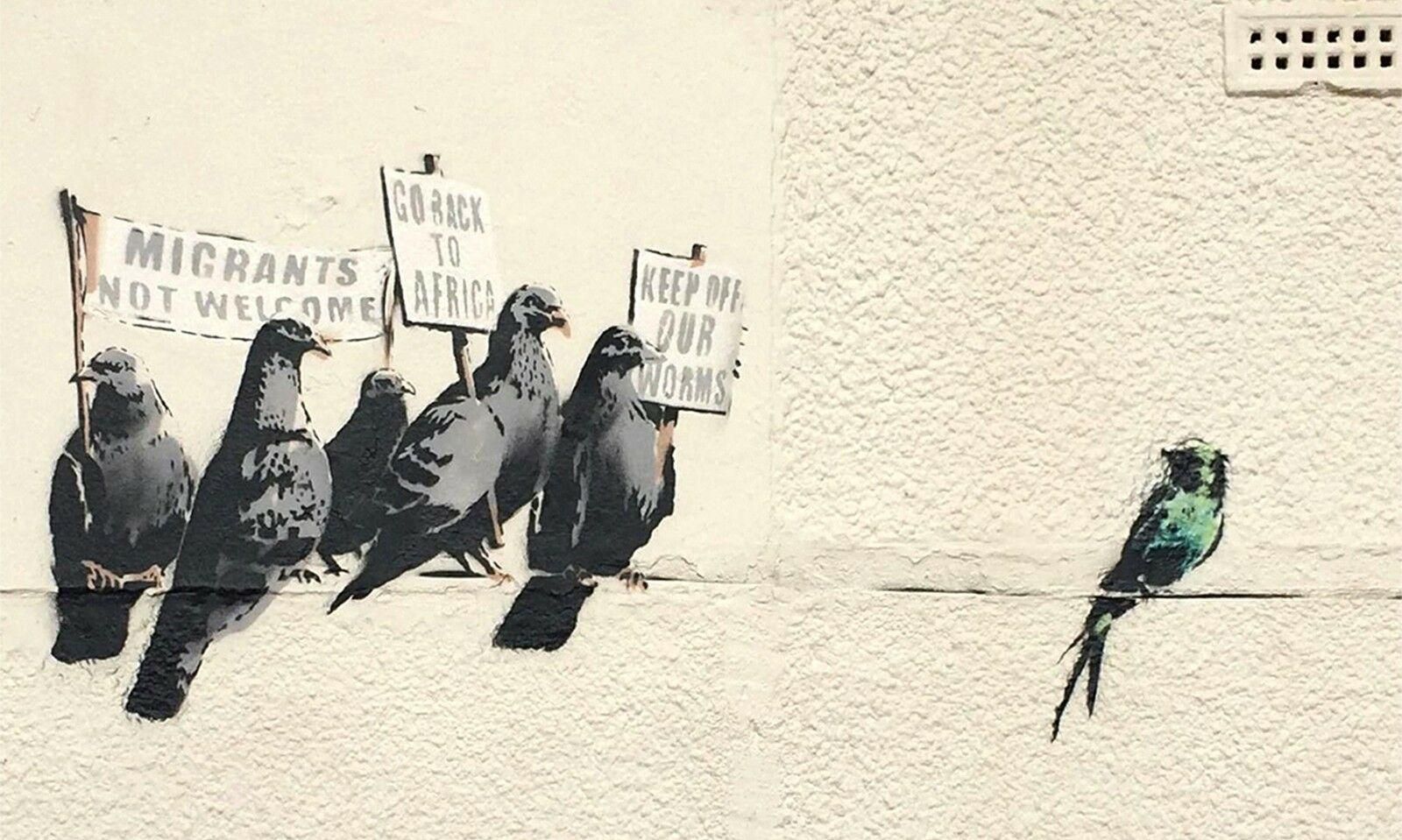 Banksy Rue Graffiti Pigeons Art Urbain Home Décor Peint À La Main Hd  Imprimer Peinture À Lhuile Sur Toile Wall Art Toile Photos 200218 Du 10,53  € | Dhgate Pertaining To Pigeon Wall Art (View 10 of 15)