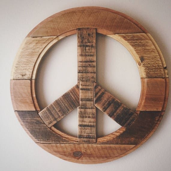 Wood Peace Sign 16 Bois De Palette Rustique Amour – Etsy France Pertaining To Peace Wood Wall Art (View 1 of 15)