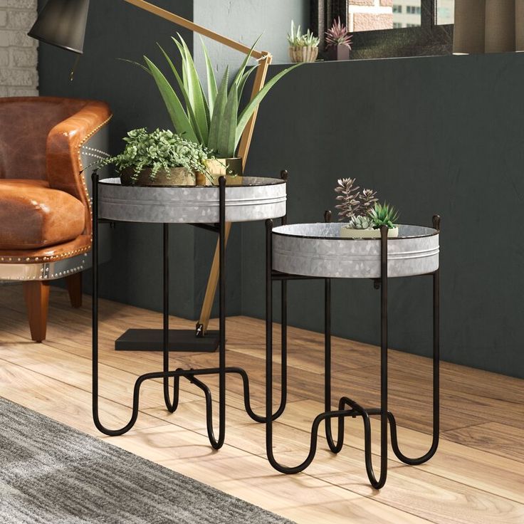 Dilley 2 Piece Metal Plant Table Set | Plant Stand Table, Plant Stand, Table For Industrial Plant Stands (View 8 of 15)