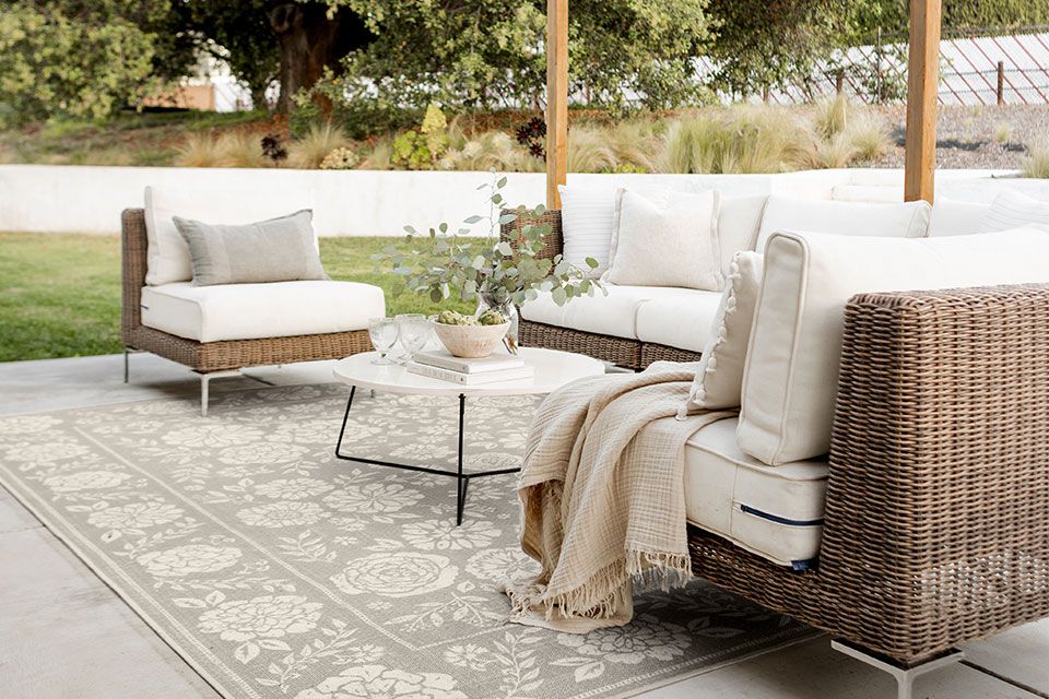 How To Choose An Outdoor Rug For Your Patio Or Balcony | Ruggable Blog Pertaining To Outdoor Rugs (Photo 10 of 15)