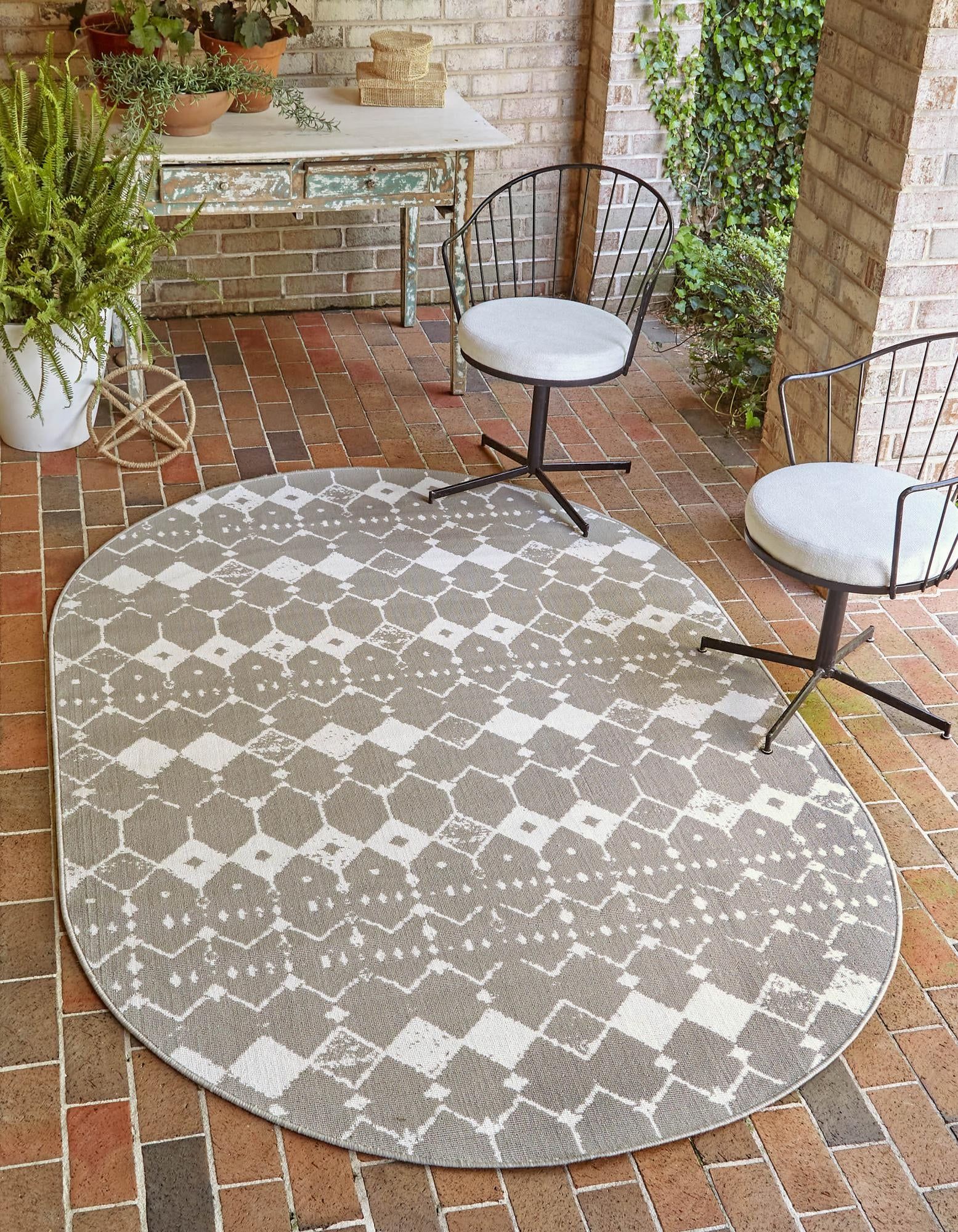 Rugs Outdoor Lattice Collection Rug – 8' X 10' Oval Gray Flatweave Rug  Perfect For Living Rooms, Large Dining Rooms, Open Floorplans – Walmart For Lattice Oval Rugs (View 3 of 15)
