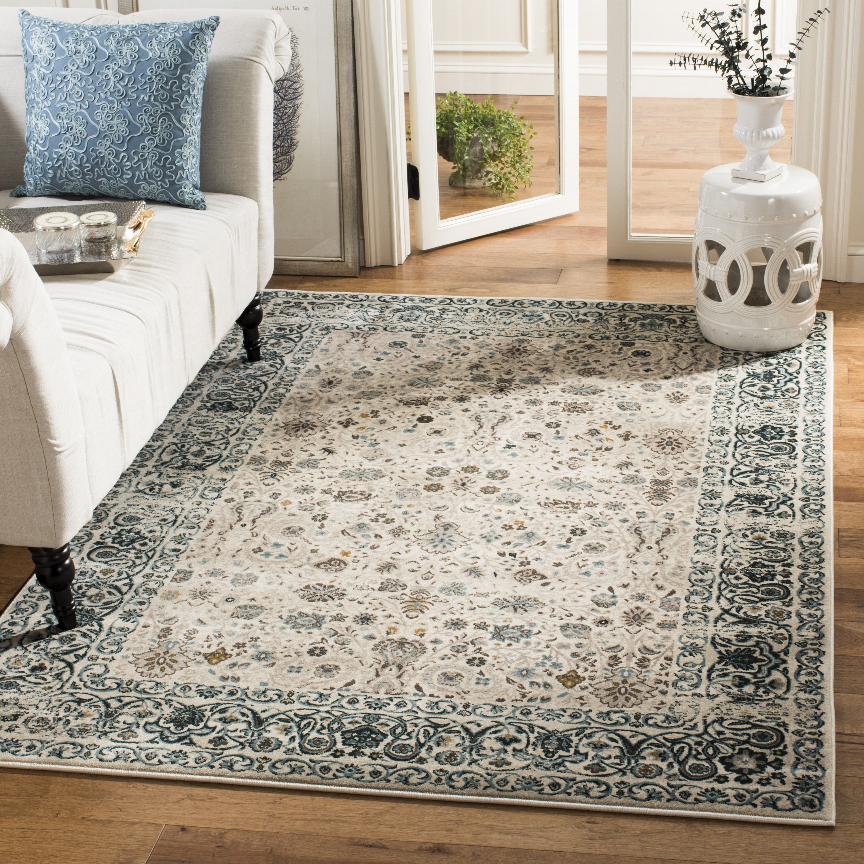 Safavieh Serenity Pasquale 4 X 6 Beige/Blue Indoor Floral/Botanical Vintage  Area Rug In The Rugs Department At Lowes With Regard To White Serenity Rugs (Photo 13 of 15)