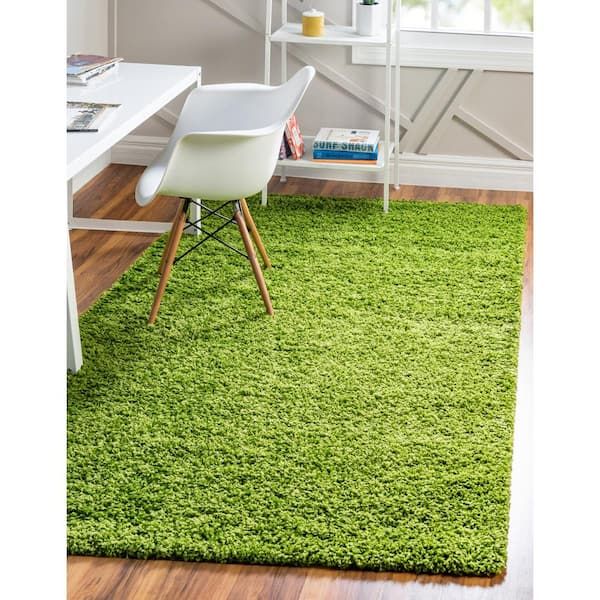 Unique Loom Solid Shag Grass Green 4 Ft. X 6 Ft. Area Rug 3127907 – The  Home Depot Inside Solid Shag Rugs (Photo 4 of 15)