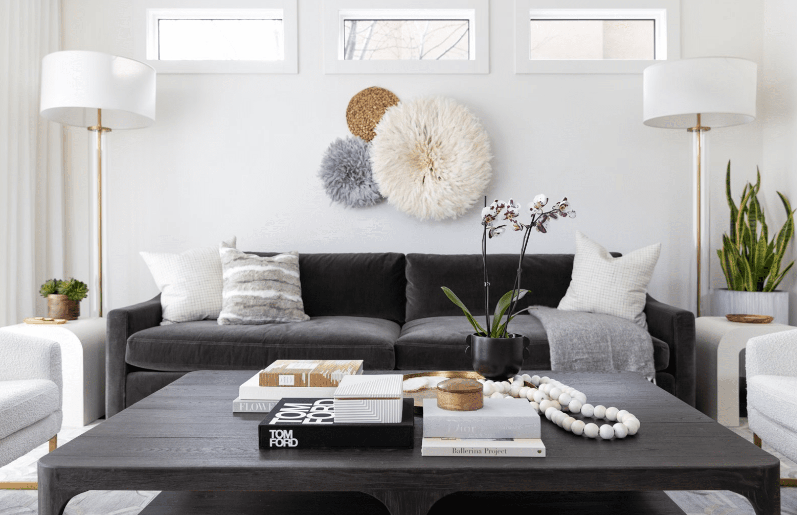 40 Subtle Yet Stylish Ideas For Gray Sofas In The Living Room In Dark Grey Loveseat Sofas (View 7 of 15)