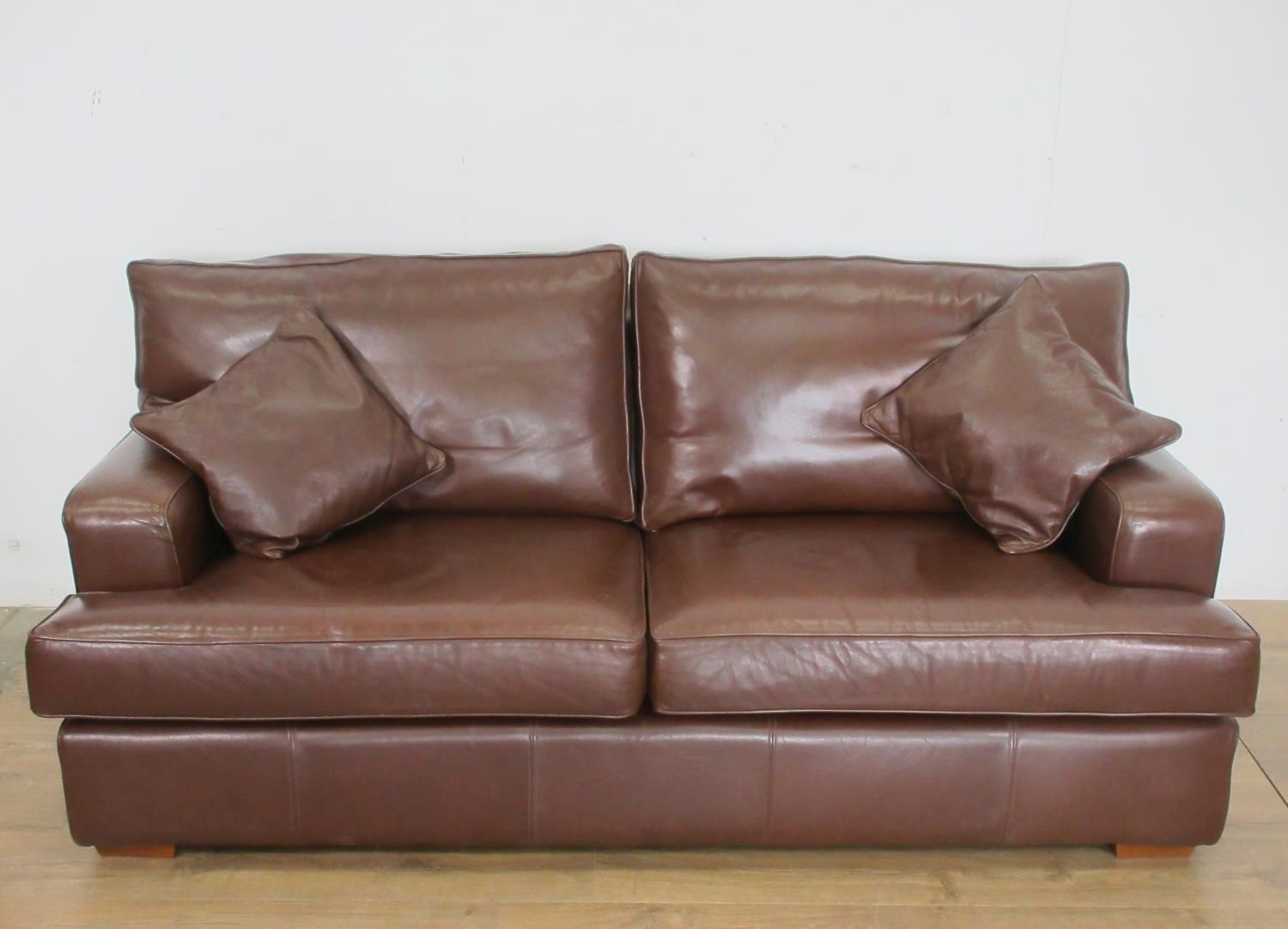 A Multiyork Brown Leather Sofa For Multiyork Leather Sofas (View 5 of 10)